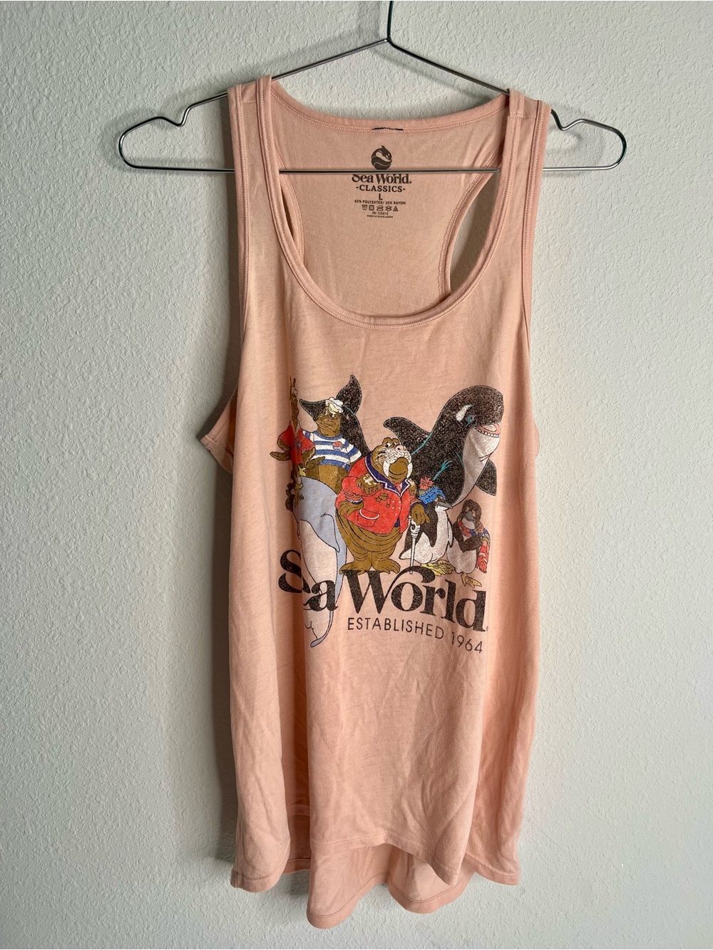 SeaWorld Graphic Retro Rose Tank Top